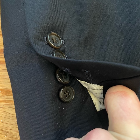 Bespoke 3-Roll-2 Navy Blazer - Picture 4 of 6